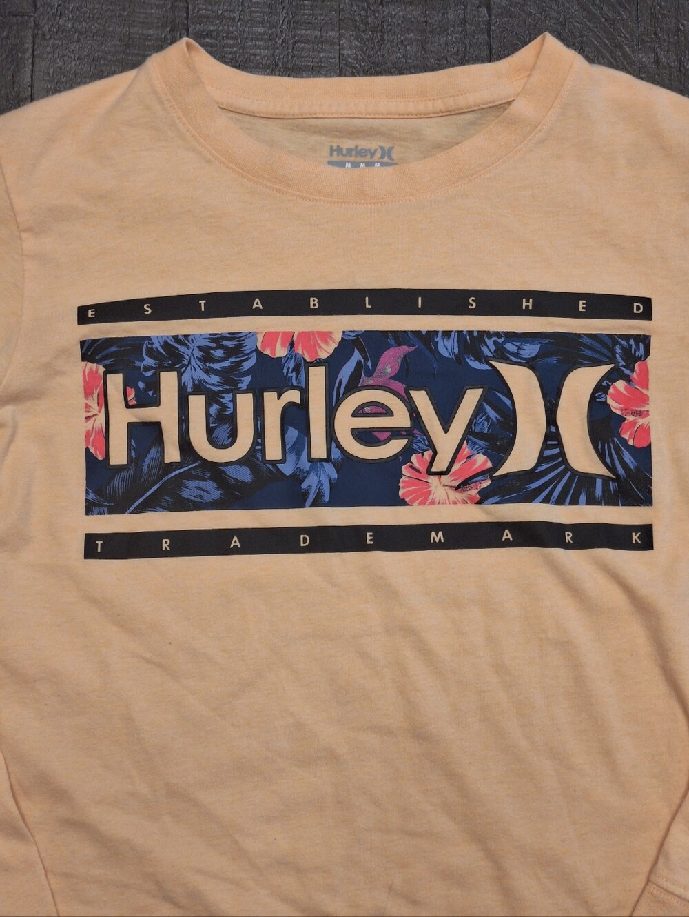 Hurley - Picture 2 of 3